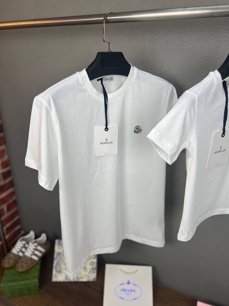 Men- Moncler - T-Shirt